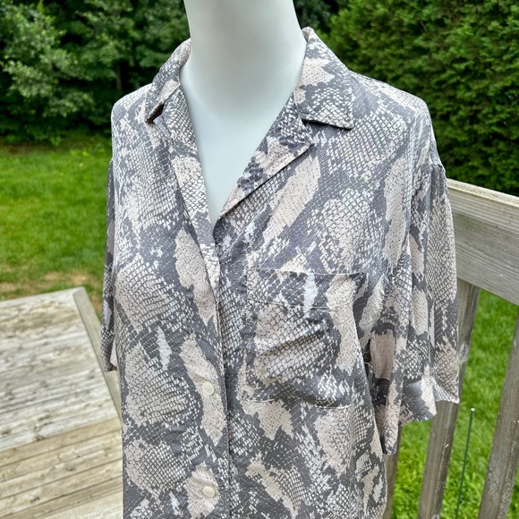 H&M ⎮ Voluminous resort shirt - Picture 5 of 8